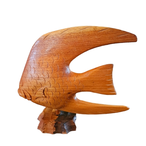 Handcrafted carved wooden angel fish on a stand. - Picture 10 of 10